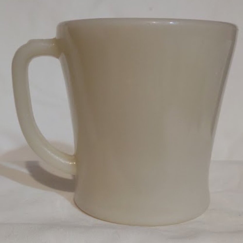 FIRE KING IVORY VINTAGE 8 OZ MUG SWIRL D HANDLE FLAT BOTTOM OVEN WARE MILK GLASS